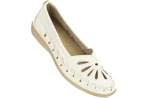 FASHION FRIENDLY Kassidy Punch Detail Casual Shoe