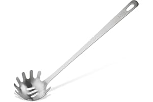 Chefkoch trifft Fackelmann Spaghettilöffel – Perfekt zum Servieren von Nudelkreationen, edles Edelstahl in mattem Look – Pastalöffel spülmaschinengeeignet