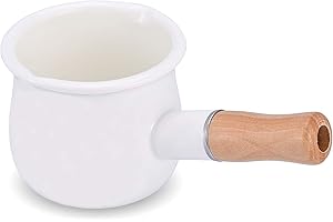 YumCute Home Mini poêle à lait en émail de 10,2 cm - 550 ml - Petite batterie de cuisine avec poignée en bois - Taille parfaite pour chauffer de petites portions de liquide (blanc)…