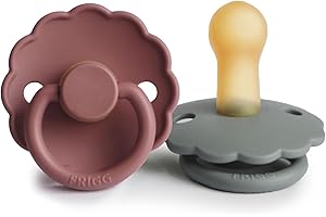 FRIGG Daisy látex chupete 2-Pack | Chupete de goma natural | Fabricado en Dinamarca | Sin BPA | Tetina simétrica tipo cereza | (French Gray/Woodchuck, Talla 2 (6-18 Meses))