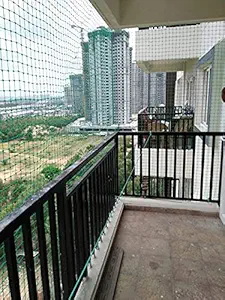 AMZ SPORTS NETS Nylon Mesh Balcony Net/Bird Net/Monkey Net/Child Protection Net (Green) (24 Ply, 8 Ft. X 12 Ft.)