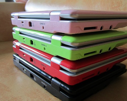 Afunta 7-Inch Android 4 0 Mini Laptop Netbook VIA8850 1 2GHz Processor 1GB RAM 4GB HDD HDMI Output Camera WiFi  Black 