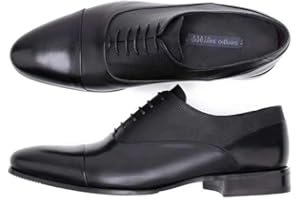 SERGIO SERRANO Zapato de Caballero Estilo Oxford de Piel con Cierre de Cordones y Suela de Goma. Detalle en Grabado Made in Spain