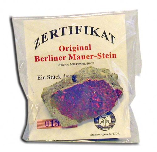 Berliner Mauerstein mit Zertifikat, klein, das Berlin Souvenir