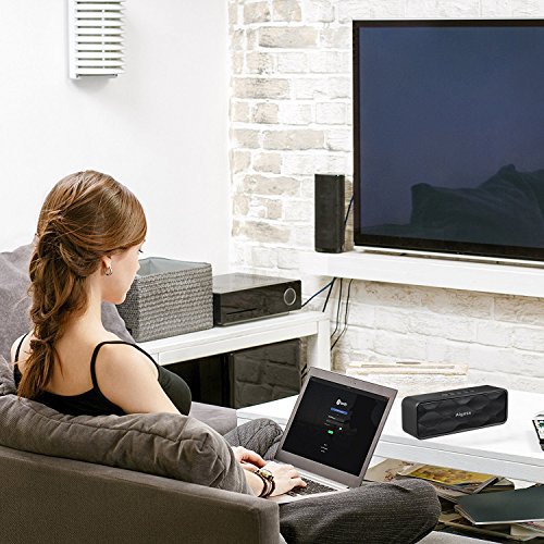 Wireless Bluetooth Speaker, Aigoss Portable Stereo Speaker with HD Audio and Enhanced Bass, Built-In Dual Driver Speakerphone, Bluetooth 4.2, Handsfree Calling, FM Radio and TF Card Slot, Black