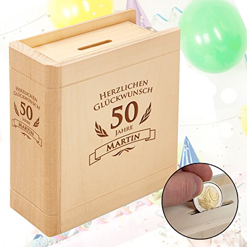 Spardose Buch aus Holz zum 50. Geburtstag mit Gravur – Personalisiert mit Namen – Sparbüchse aus Ahornholz – 13,5 cm x 16,5 cm x 6,5 cm - 2