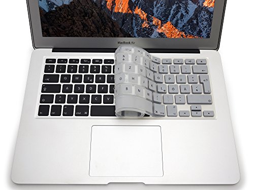 MyGadget MacBook Tastaturschutz QWERTZ für Apple Air 13″ / 13″ & 15 Pro Retina (deutsche Tastatur) – Silikon Silikonschutz in Silber - 2