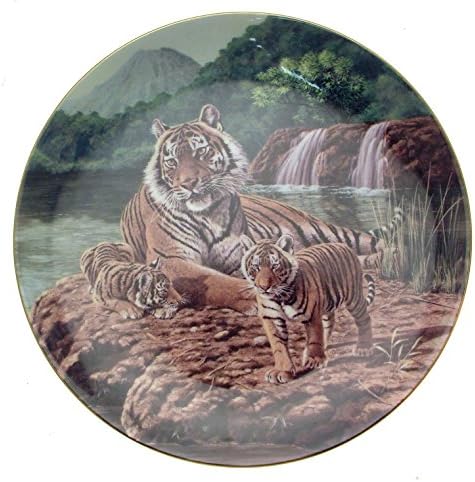 Wedgwood The Sumatran Tigers By the Waters Edge big cat plate CP2366