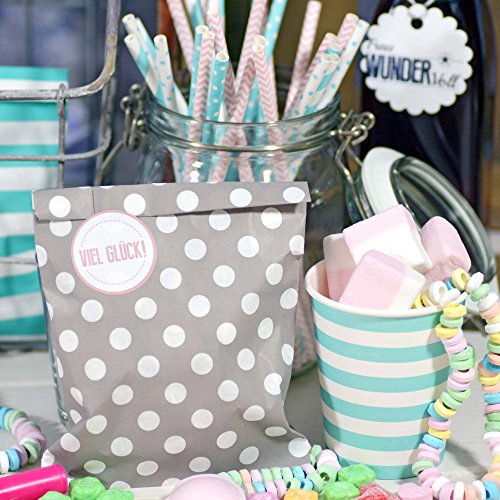 25 Frau Wundervoll Papiertüten / Geschenktüten / Candy Paper Bags – hellgrau/taupe mit weißen Punkten – - 5
