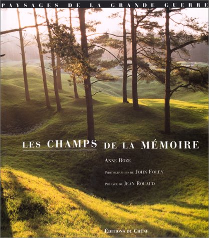couverture de : Les Champs de la m&eacute;moire