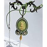 Collana pendente fata verde e avorio, perle crema