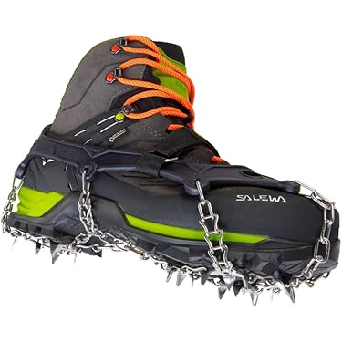 Gladde Ijs En Sneeuw Op De Stoep Stock Afbeelding - Image of grond