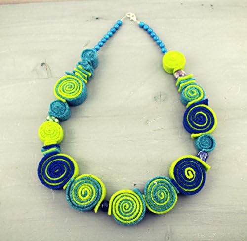 Green and blue Felt and Hard stones Necklace - felt and purple agate, 50 cm long, Nickel free