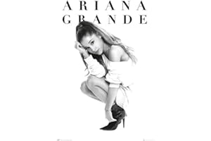 GB EYE Grupo Erik Editores Ariana Grande Crouch Poster, Sin plastificar, Blanco y Negro, 91.5 x 61cm