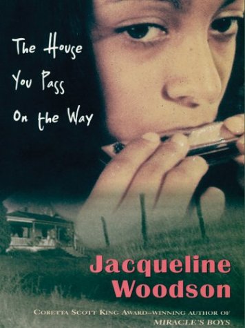 The House You Pass on the Way (Thorndike Large Print Literacy Bridge Series)
