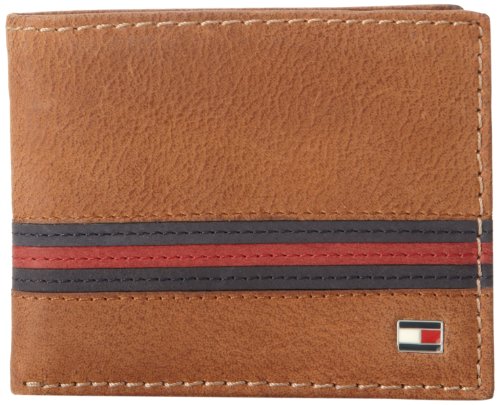 Price comparison product image Tommy Hilfiger Men's Leather Yale Passcase Billfold Wallet