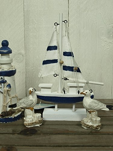4tlg. Deko-Set: Leuchtturm,Segelboot & 2er Set Möwen maritime Dekoration - 2