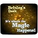 Produktbild Schreibtisch-Brinley'It's, wenn die Magic Happens-Wunschname-Premium-Mousepad (5 mm Dicke)