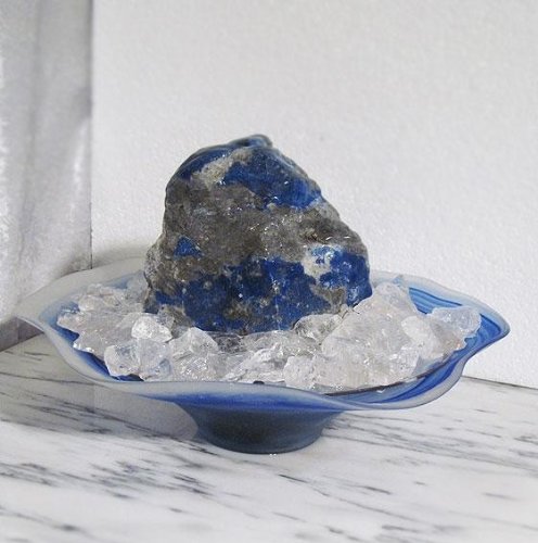 Zimmerbrunnen Lapis Lazuli Brunnen 'Blue-Dream' beleuchtet