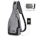 Produktbild Brusttasche Sling Rucksack Umhängetasche,JuguHoovi Schulter-Umhängetasche Rucksack mit USB Lade-Port Anti-Diebstahl für Herren/Damen, Unisex, Schulter-Umhängetasche, Rucksack für Reisen/Wandern/Campin