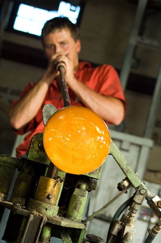 Bogenstab Ø=8mm GRÜN für Hängeblüten, Glockenblumen und Zapfen, H=120cm, passend für Artikel>AB 20cm< der GARTENFLAIR-Kollektion (ART GLASS powered by CRISTALICA) - 9