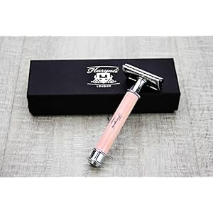 Men's Shaving De Safety Razor in Pink Handle Perfect for Deep Clean Shave. Comes in a Designer Box. - Image 2