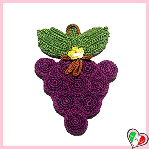 Purple crochet potholder in a shape of a bunch of grapes - Size: 4.9 inch x 6.8 inch H - Handmade - ITALY