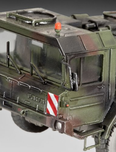 Revell 1:72 Scale Set Elefant/ Fennek and PzH 2000