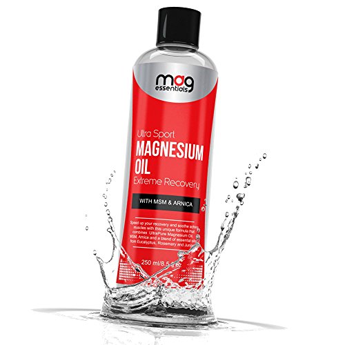 MagnesiumÖl Ultra Sport – Muskelregenerations-Öl mit Arnika, MSM und ätherischen Ölen. Hilft bei Muskelkater, Gelenk- und Muskelschmerzen, Krämpfen in den Beinen und Müdigkeit. Beschleunigen Sie Ihre Erholung und seien Sie bereit für Ihr nächstes Workout!