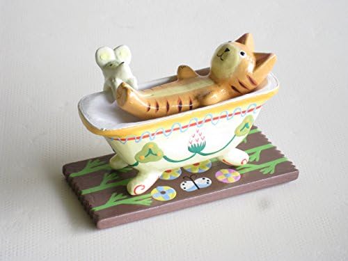 Wooden Hand Carved Cat With Mouse In Bath Beautiful Painting.....