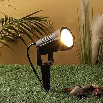 Superscape Outdoor Lighting : K959LED : Classic Design Spike Lights