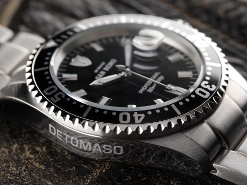 DETOMASO San Remo Men's Automatic Watch with Black Dial Analogue Display and Silver Stainless Steel Bracelet Dt1025-A