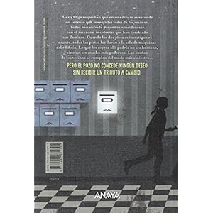 El pozo detras de la puerta / The Well Behind the Door