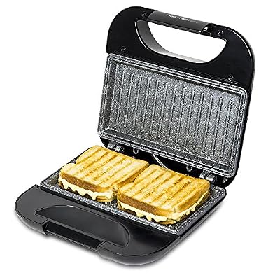Cecotec Appareil à sandwichs Rock'nToast Square avec plaques type plancha grill, avec revêtement en pierre RockStone. 750W de puissance, avec pince de fermeture et espace range-câble.