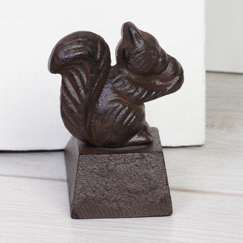 Gusseisen Woodland Eichhörnchen Türkeil Türstopper, geeignet für das schwerste der Türen. Fügen einige Landschaft in Ihr Zuhause mit diesem Woodland Türstopper. Länge 10,5 x Höhe 9 x Breite 4,5 cm - 3