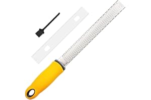 KIORZIESK Winkin Râpe Cuisine Râpe à Fromage Scholl Pieds Manuelle Râpe INOX Zeste pour Spaetzle Citron Parmesan Gingembre Ail Noix De Muscade Chocolat Coco Carotte Légumes Fruits avec Housse De Protection