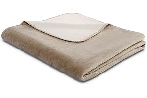 ‎BIEDERLACK biederlack® flauschig-weiche Kuscheldecke aus Baumwoll-Mischgewebe I Made in Germany I Öko-Tex I nachhaltig produziert I Wohndecke Cotton Doubleface in Palisade-Feder I Sofa-Decke in 150x200 cm