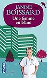 Une femme en blanc