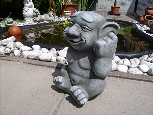 Troll Günther hat den Finger im Ohr - eine Freude in jedem Garten,Vorgarten,Balkon :)