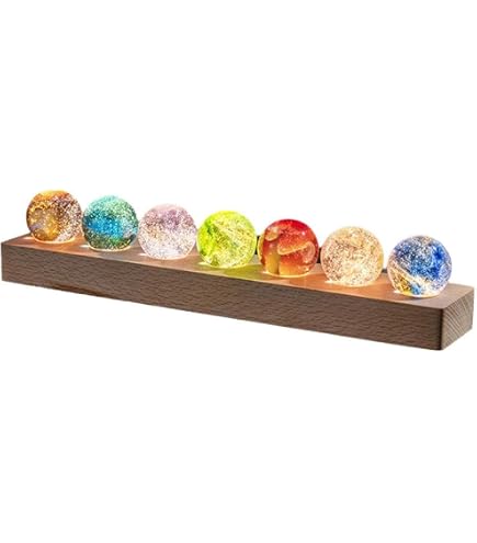 DaMohony 7 Bunte Glaskristallkugeln 40mm - Leuchtendes Nachtlicht Set Mit LED-Holzsockel Und Natürlichen Heilkugeln Für Wohnzimmer & Harmonie
