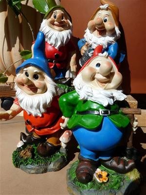 4 Lustige Gartenzwerge Gnome 18cm Gartenzwerg Gartenfigur