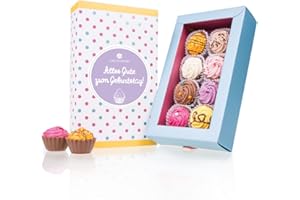 CHOCOLISSIMO Pralinki American Cupcakes 8 x - | czekolada | przyjęcie | prezent | dzieci | dla mężczyzn | dla kobiet | do domu | ozdoba | dekoracja | słodycze | pyszne | wykwintne | pudełko | czekoladki | muffinki | dzień dziecka | pralinki | urodziny | imieniny | walentynki | rocznica | wesele | ślub