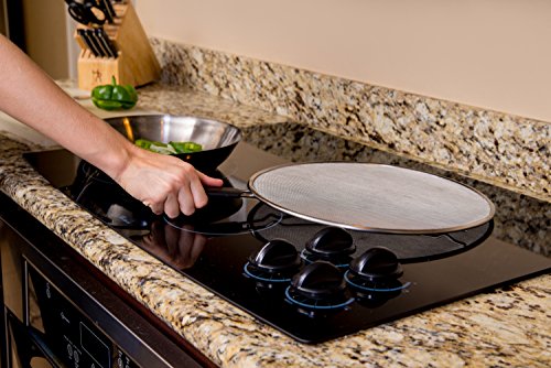 Engmaschiges Spritzschutzsieb aus Edelstahl mit Standfüßen mit hitzebeständigem Griff von LiveFresh Ein Fettschutz, der auf jeden Topf oder jede Pfanne passt und Spritzen verhindert,33 cm Durchmesser - 9