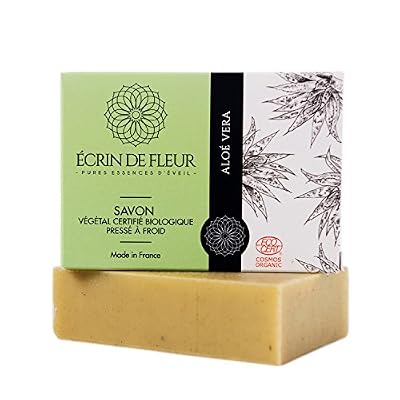 Écrin de Fleur – Savon certifié biologique à l’aloe vera – Savon hydratant à l’aloe vera infusé d’huiles essentielles – Savon non toxique qui adoucit la peau sans SLS ni produits chimiques.