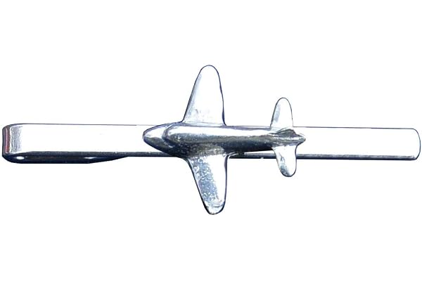 Pince à Cravate Avion DC3, Faite Main en Étain - Fabrication Française par William Sturt, chez Les Étains de Jumilhac