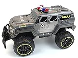hier kommt der SWAT Monstertruck mit seinen großen Reifen und seinen 13 LEDs ist es der Kindertraum !