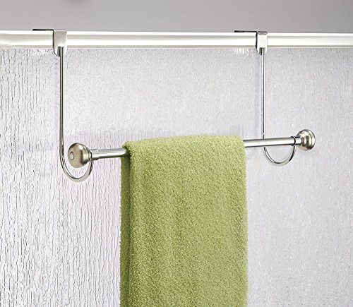 mDesign Handtuchhalter ohne Bohren – ideales Badzubehör zur Ablage und zum schnellen Trocknen von Handtüchern – wird an Tür oder Duschtür gehängt – rostfrei – Farbe: Silber - 3