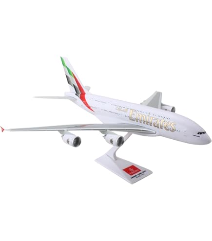 GeminiJets G2UAE799 1:200 Emirates Boeing 777-300ER Green Expo