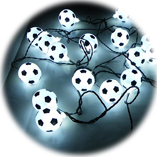 Party-Lichterkette 5 m mit 20x LED-Fußball für innen außen von Gartenpirat®