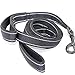 Produktbild 1pc 59in Doppel Dickes Nylon Reflektierende Hundeleine für große und mittlere Hund Hundeleine mit reflektierendem Zugseil Resistant Nylonhundeleine mit erhöhter Sicherheit für Nacht Gehen Pet Supplies (Schwarz)